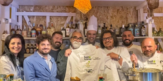 Il Maestro Beppe Vessicchio con gli chef di Gusto Territoriale