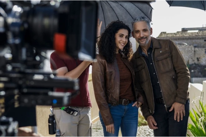 Katia Greco e Beppe Fiorello ne I fratelli Corsaro. Foto di scena di Valentina Glorioso