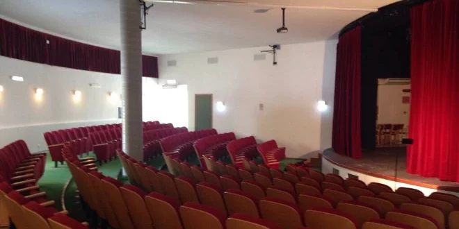 Il Teatro Mariella di Monopoli. Foto di Bianco Manghisi