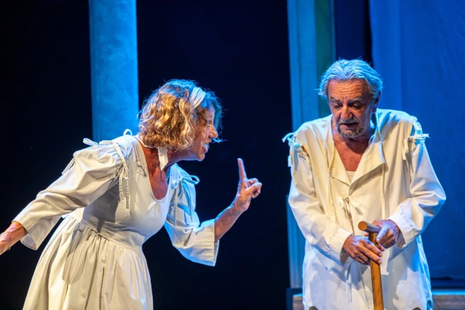 Francesca Bianco e Gigi Savoia in scena in L'Avaro di Plauto